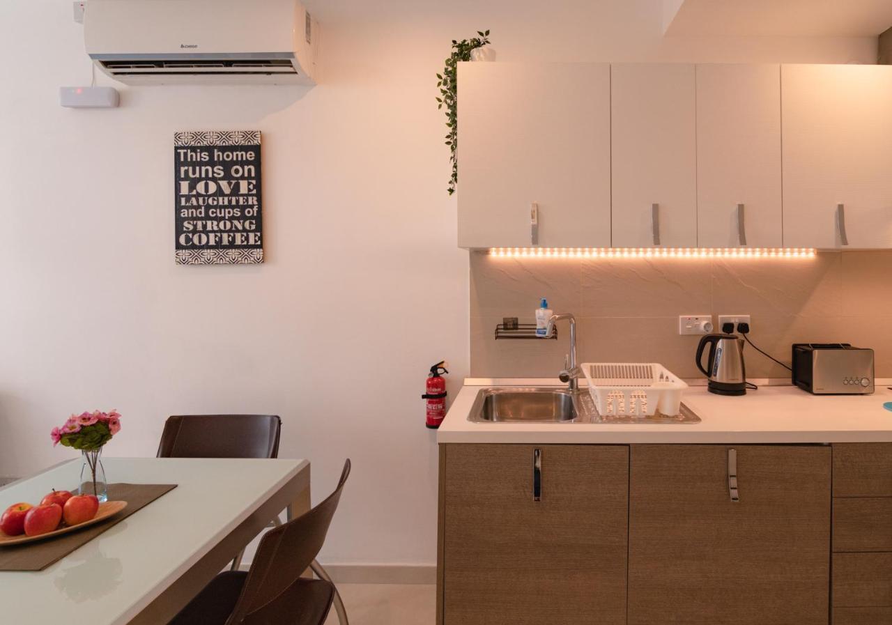 Modern Comfort - 2Br Apartment Center Of St Julians & Paceville Saint Julian's Eksteriør billede